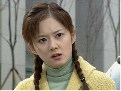 Điểm danh loạt siêu phẩm đã lướt qua sự nghiệp nữ thần Kim Hee Sun