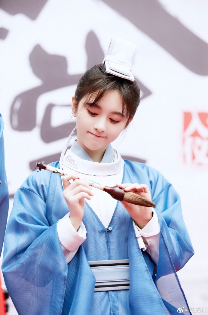 Sungkyunkwan Scandal bản Trung khai máy, Cúc Tịnh Y gây bão vì quá lùn