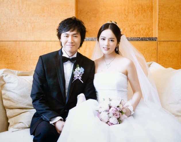 Han Ga In - Yeon Jung Hoon chào đón con trai thứ hai