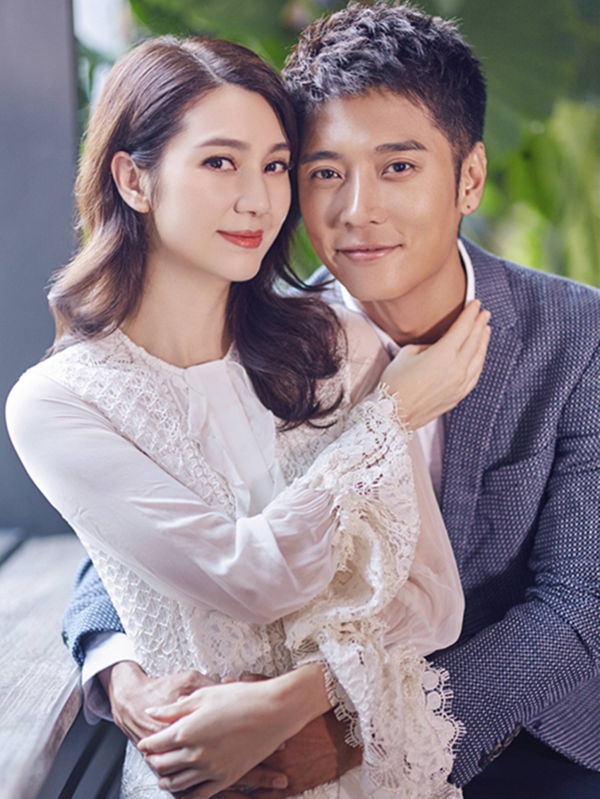 Trương Đan Phong đưa vợ con đi ăn cưới sau scandal ngoại tình
