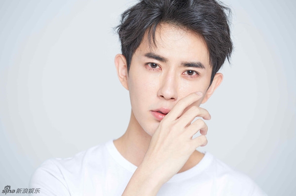 Ngỡ ngàng với top mỹ nam cổ trang mới do netizen chọn