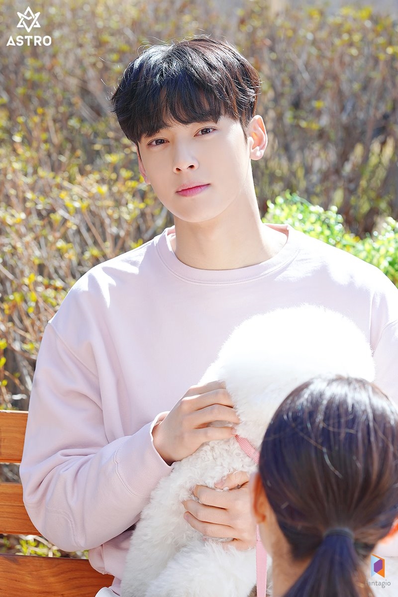 Cha Eun Woo tung bộ ảnh hậu trường quảng cáo mới đẹp nao lòng