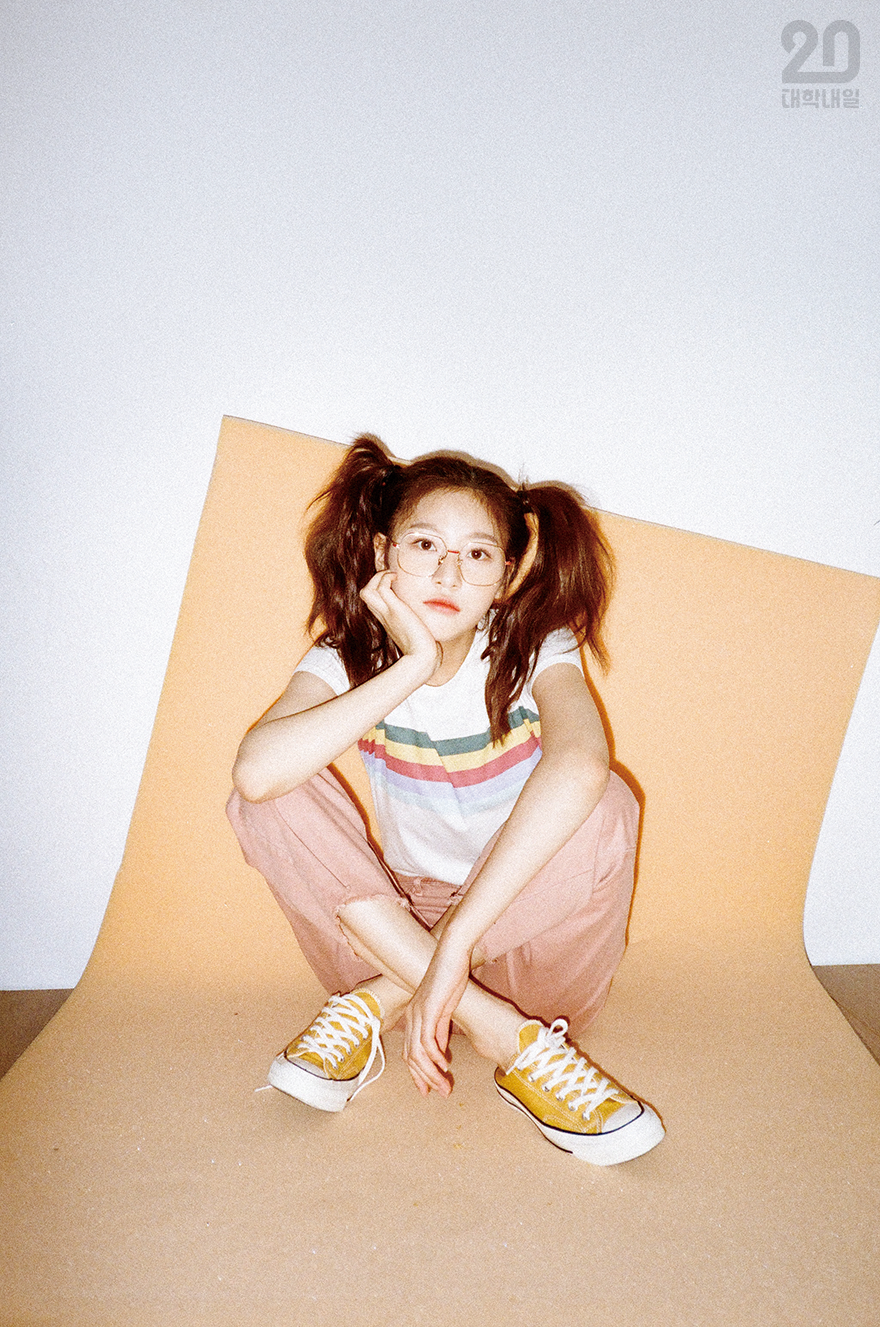 Kim Sae Ron tuổi 20 rạng rỡ, tươi trẻ và thần thái không ai sánh bằng