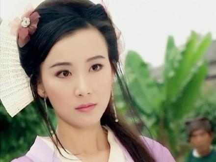 'Đệ nhất mỹ nhân Đài Loan' Tiêu Tường khoe thân hình thon thả tuổi 51