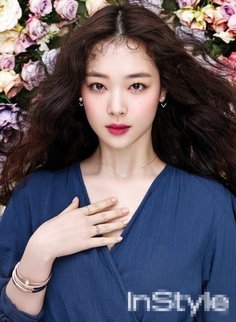 Sulli tái xuất màn ảnh nhỏ với vai trò talkshow về bình luận tiêu cực