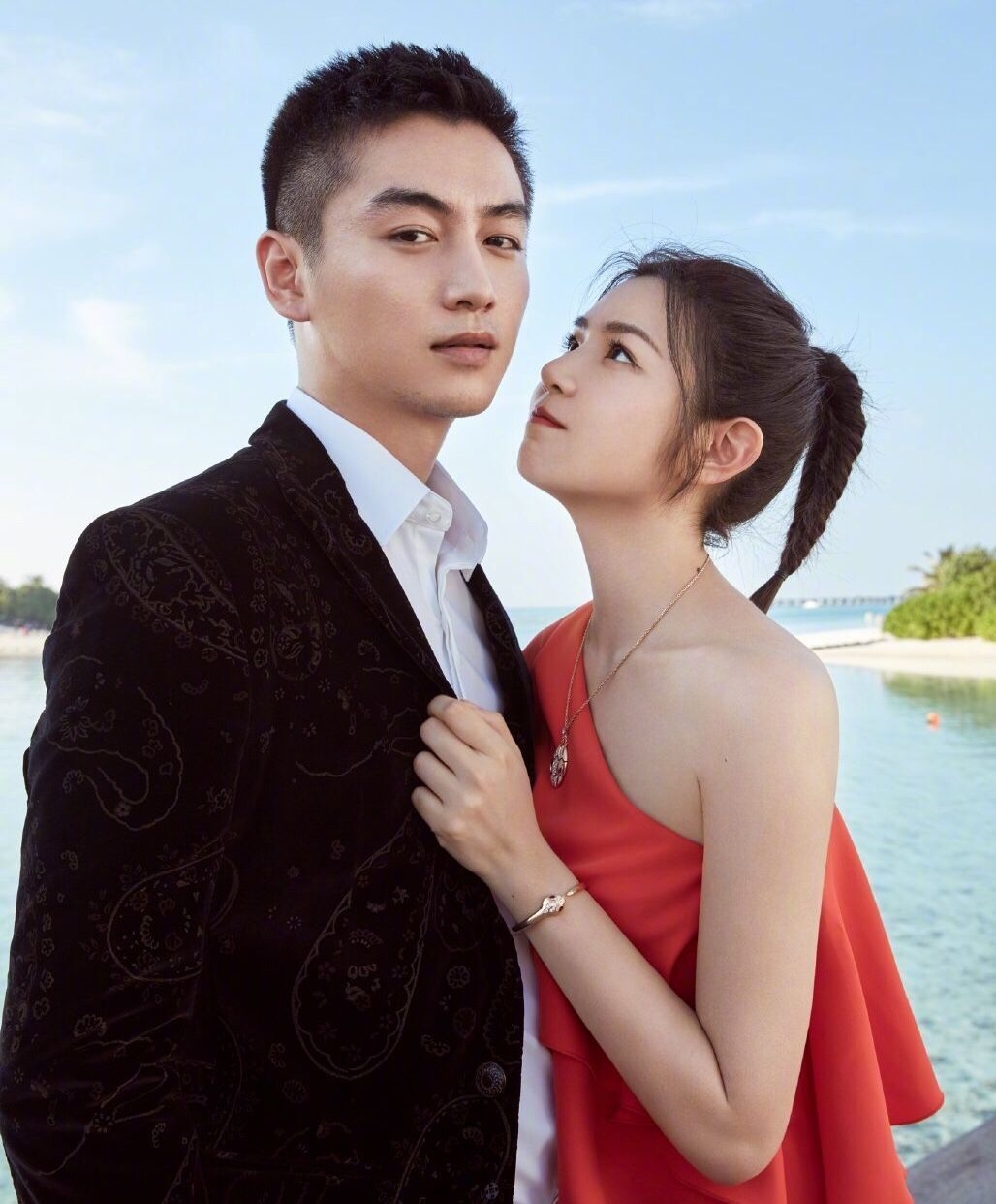 Trần Hiểu có hành động gây bão trong sinh nhật Trần Nghiên Hy