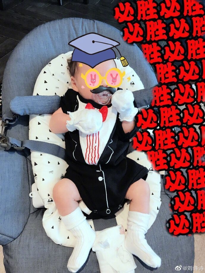 Lưu Thi Thi lại gây xôn xao vì tung bộ ảnh mới úp mở việc tái xuất