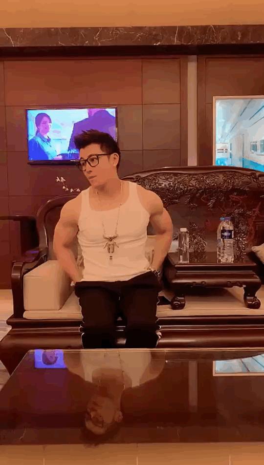 'Bạch mã hoàng tử' một thời Đài Loan khiến fan sốc vì thay đổi khác lạ