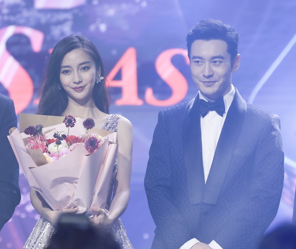 Huỳnh Hiểu Minh - AngelaBaby đã tin ly hôn, chờ ngày thông báo?