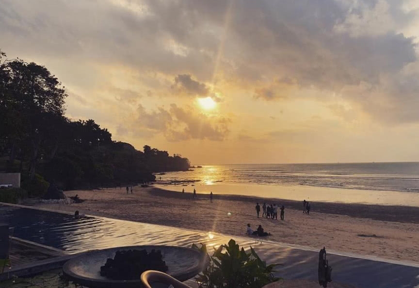 Sau 3 năm kết hôn, Lâm Tâm Như khoe ảnh quay lại đảo Bali nghỉ dưỡng