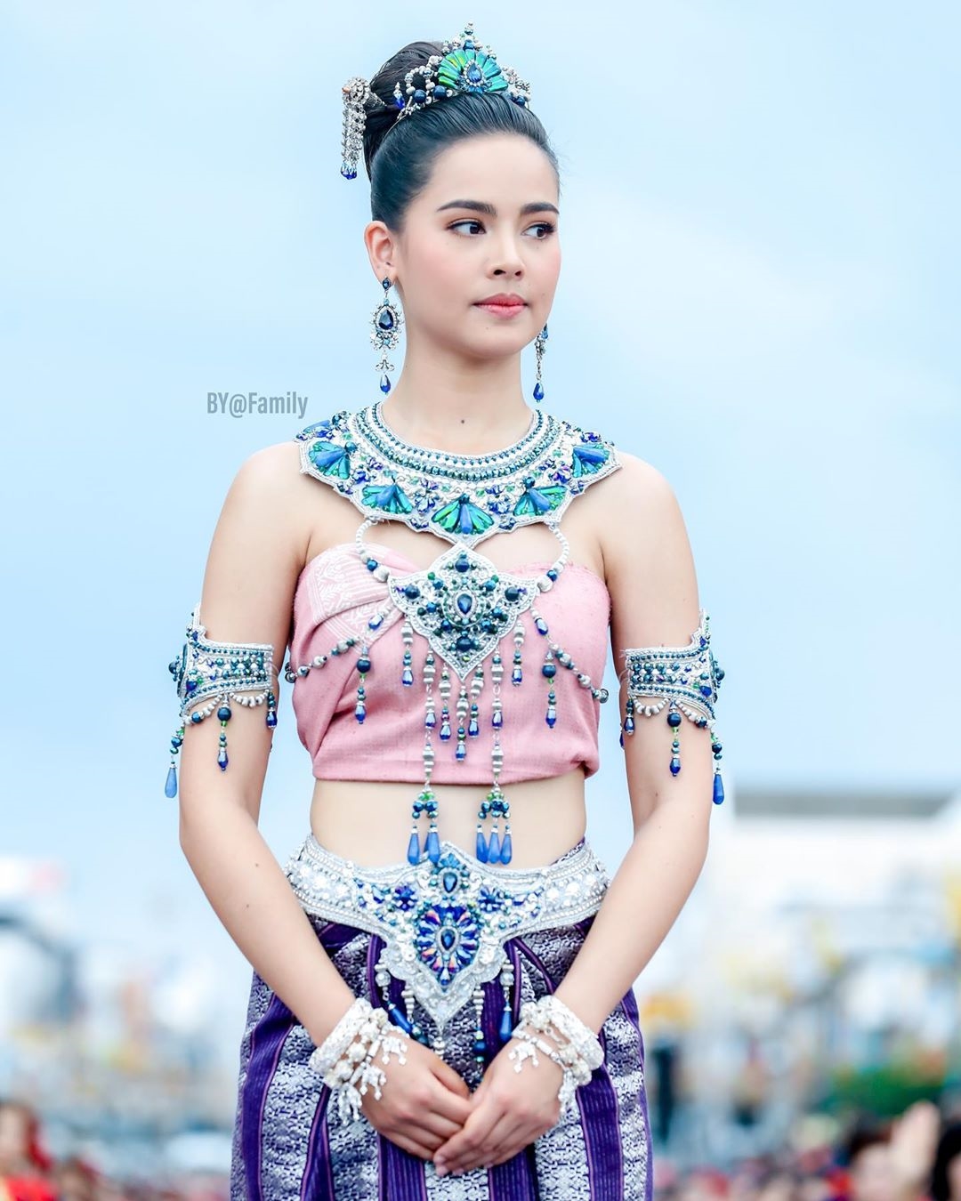Yaya Urassaya nhận cát xê khủng khi làm khách mời cho lễ hội