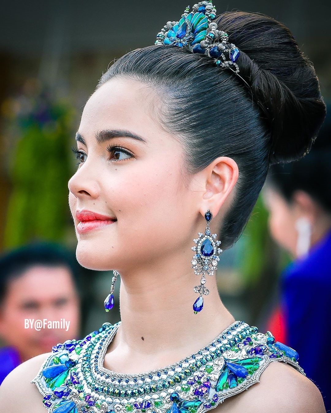 Yaya Urassaya nhận cát xê khủng khi làm khách mời cho lễ hội