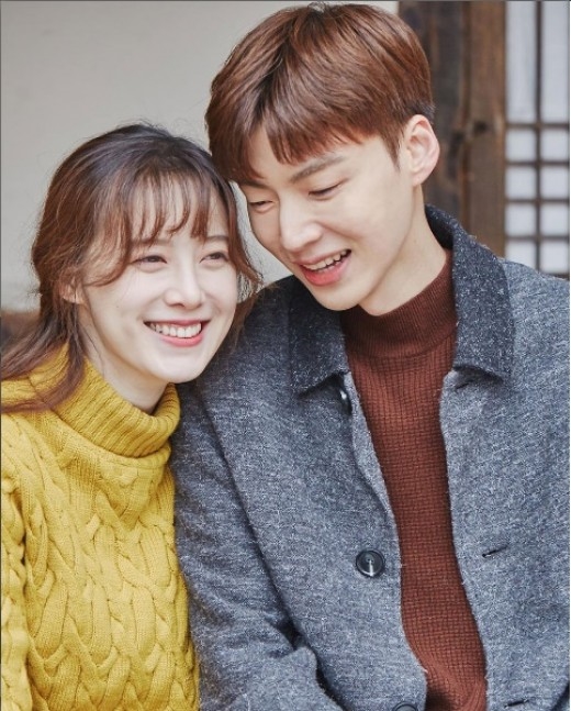 Goo Hye Sun trả lời phỏng vấn ngọt ngào khi nhắc tới Ahn Jae Hyun