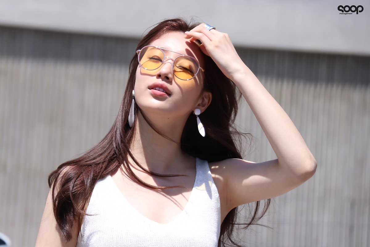 Suzy hớp hồn fan với bộ ảnh chụp quảng cáo mới đẹp hoàn hảo