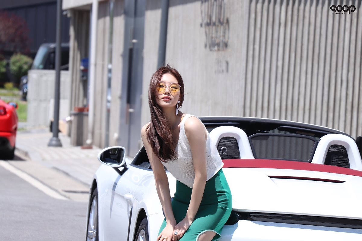 Suzy hớp hồn fan với bộ ảnh chụp quảng cáo mới đẹp hoàn hảo