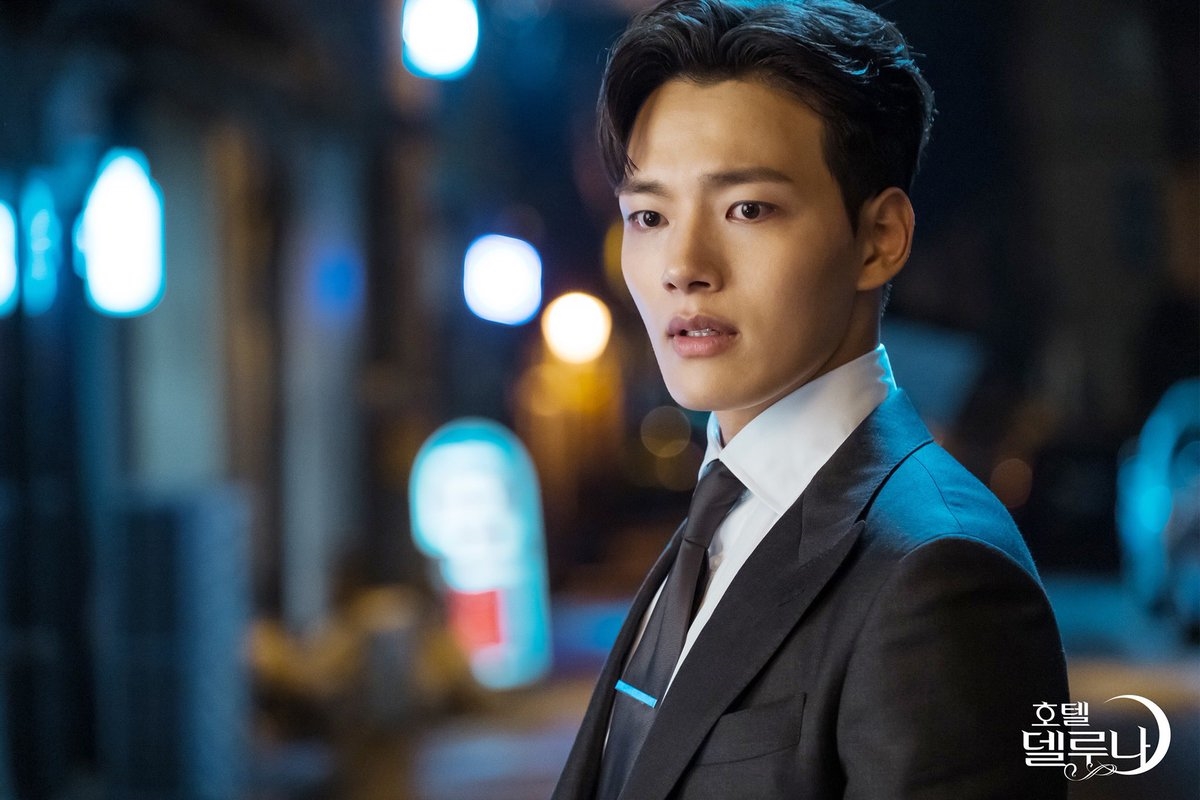'Hotel Del Luna' và IU - Yeo Jin Goo dẫn đầu bảng xếp hạng hot nhất