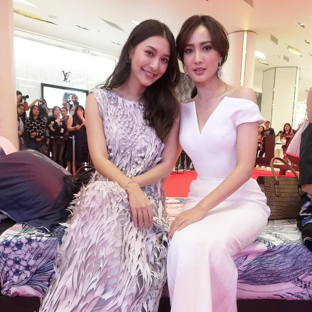 Mew Nittha bất ngờ thông báo kết hôn, Taew Natapohn được nhắc tên