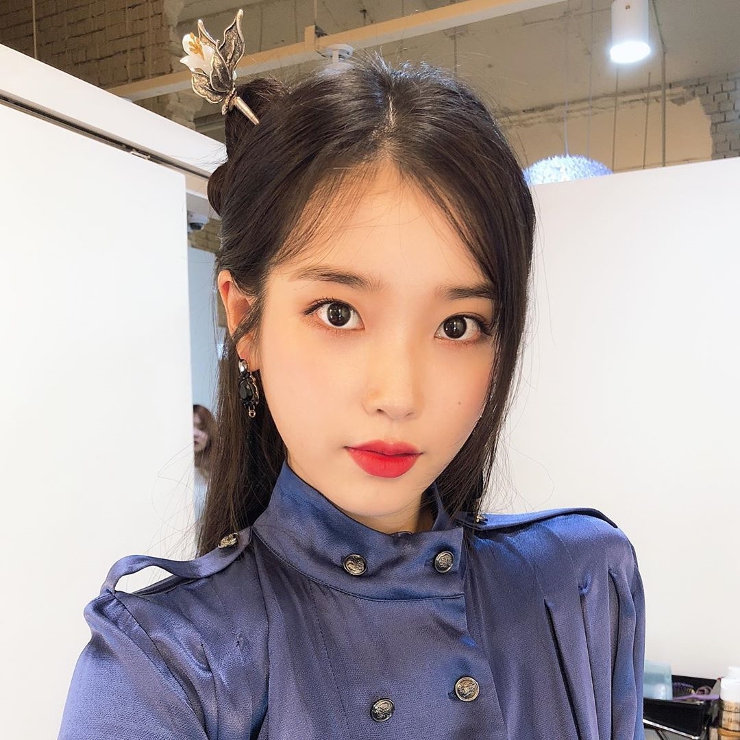 Thời trang của IU trong 'Hotel Del Luna' trở thành chủ đề nóng
