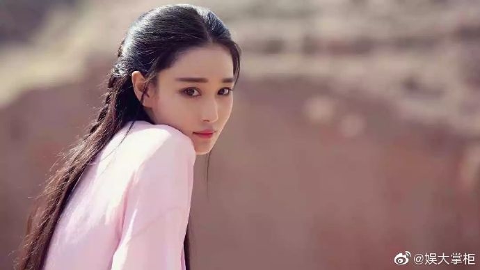 'Lý Mạc Sầu' Trương Hinh Dư tái xuất, hóa thân thành Tiểu Long Nữ