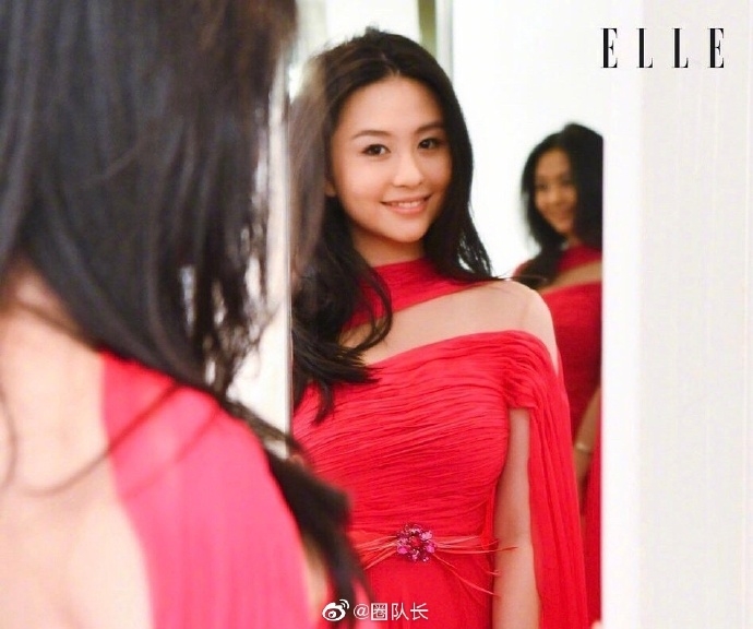 Con gái Khâu Thục Trinh khoe sắc trong hội rich kid thế giới