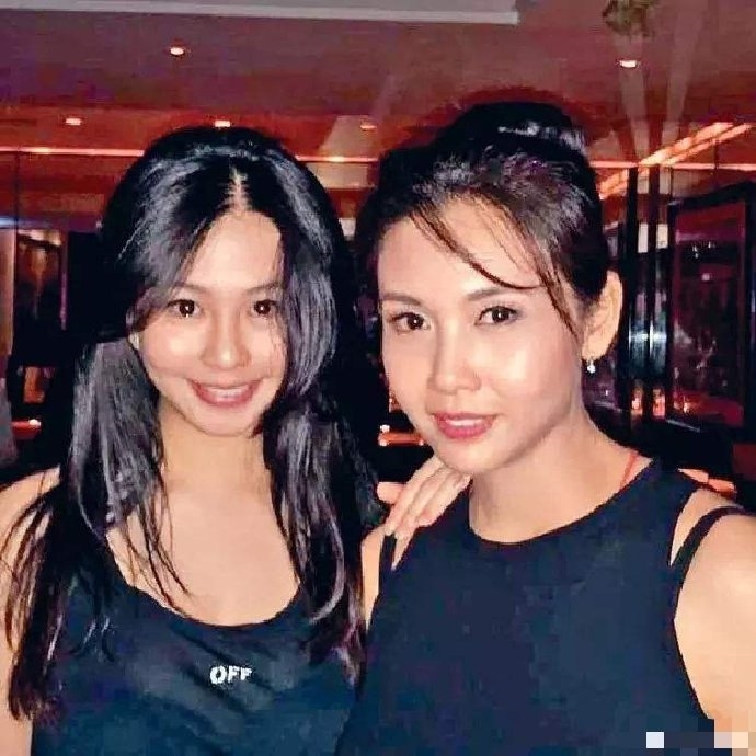 Con gái Khâu Thục Trinh khoe sắc trong hội rich kid thế giới