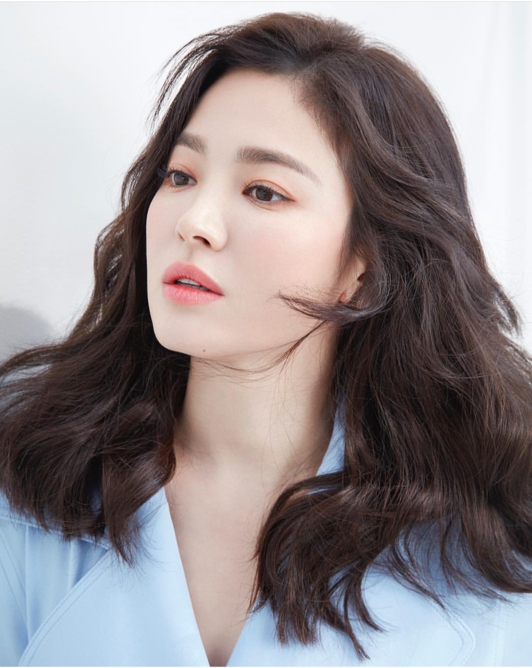 Song Hye Kyo lần đầu được Knet lên tiếng bênh vực, bảo vệ