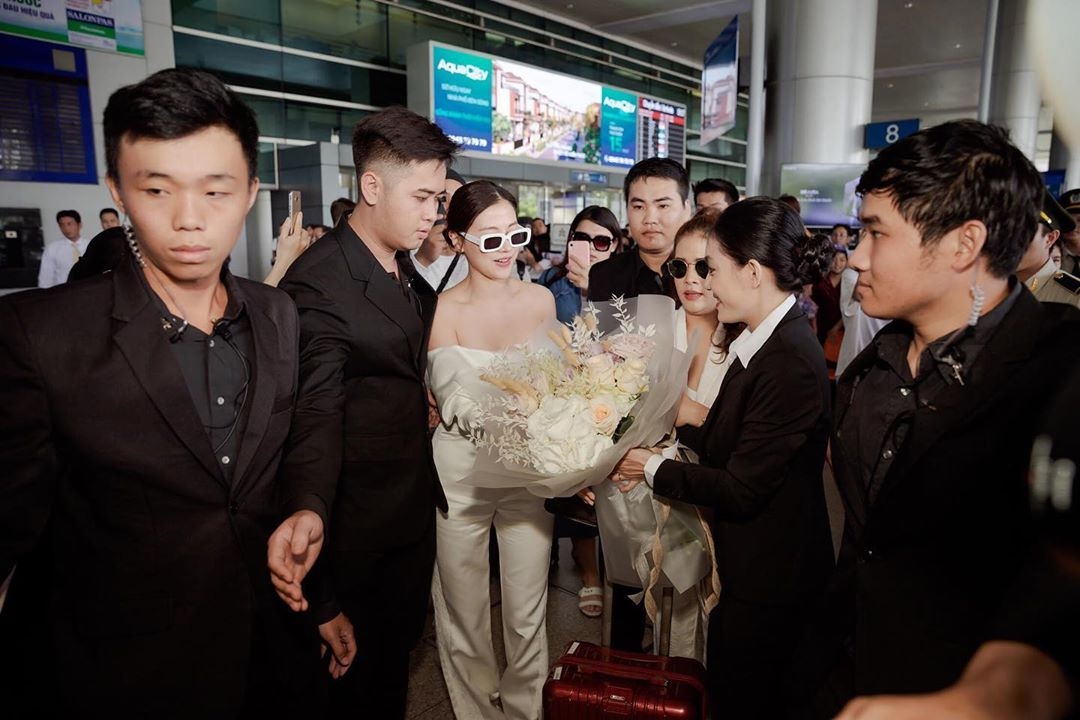 Baifern Pimchanok viết lời cảm ơn fan bằng tiếng Việt gây ấn tượng