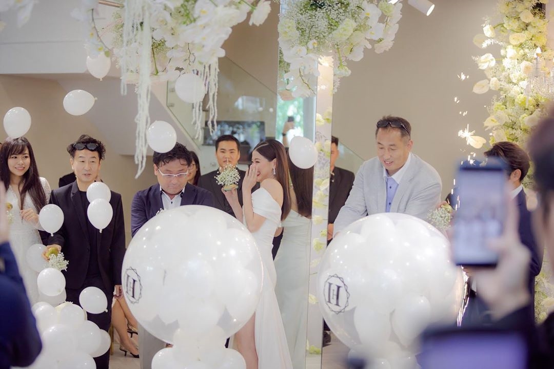 Baifern Pimchanok viết lời cảm ơn fan bằng tiếng Việt gây ấn tượng