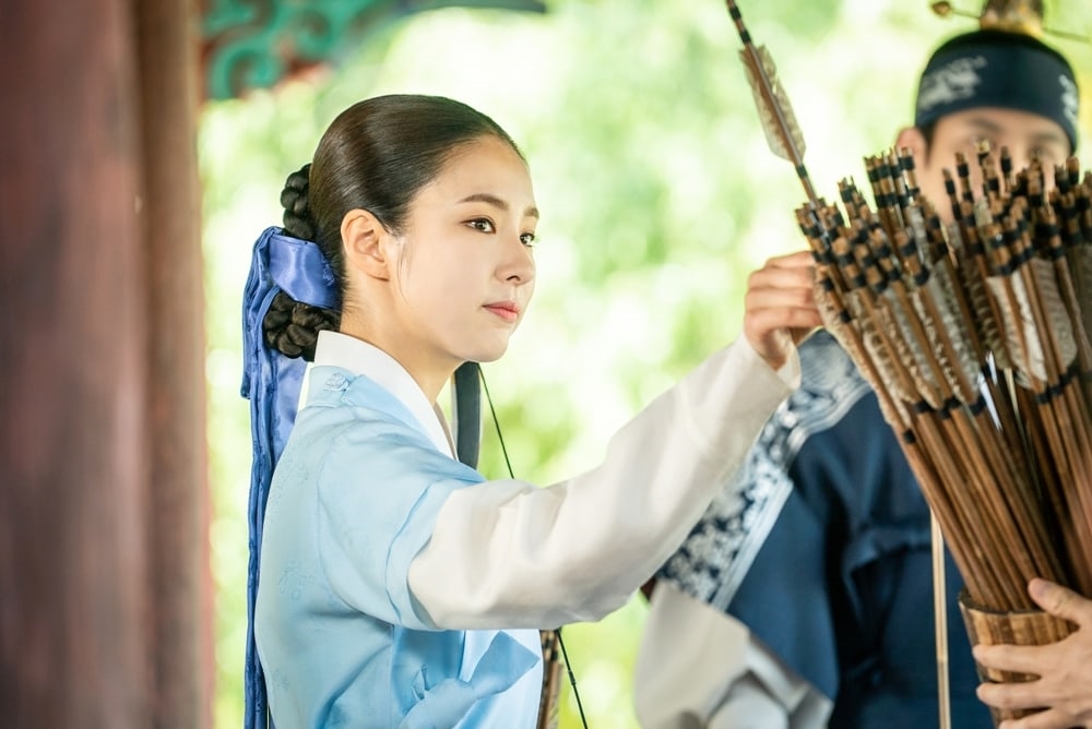 Shin Se Kyung - Cha Eun Woo khoe phản ứng đáng yêu trong hậu trường