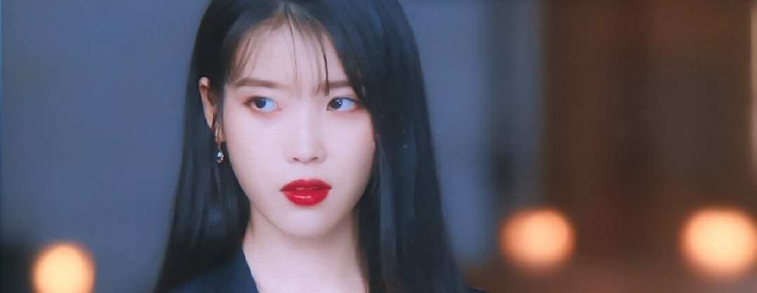 Ánh mắt xuất thần của IU trong tập mới nhất “Hotel Del Luna” gây sốt