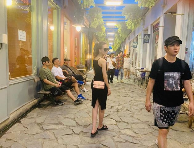 Châu Kiệt Luân, thiên vương đi làm diễn viên quần chúng cho vợ
