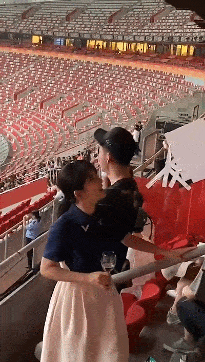 Rộ tin Trương Kiệt ngoại tình, Tạ Na lộ diện 'vả mặt' kẻ bịa tin