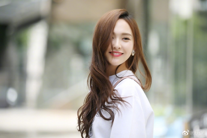 Sự nghiệp trái ngược của các sao Cbiz từng học chung lớp