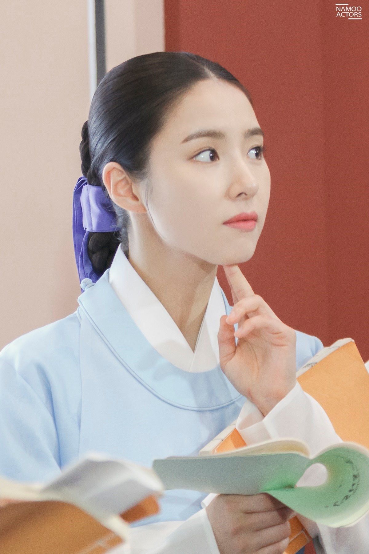 Shin Se Kyung xinh đẹp rạng rỡ trong bộ ảnh hậu trường drama