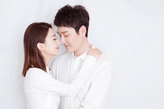 Phùng Thiệu Phong - Triệu Lệ Dĩnh làm hôn lễ với phù dâu phù rể khủng
