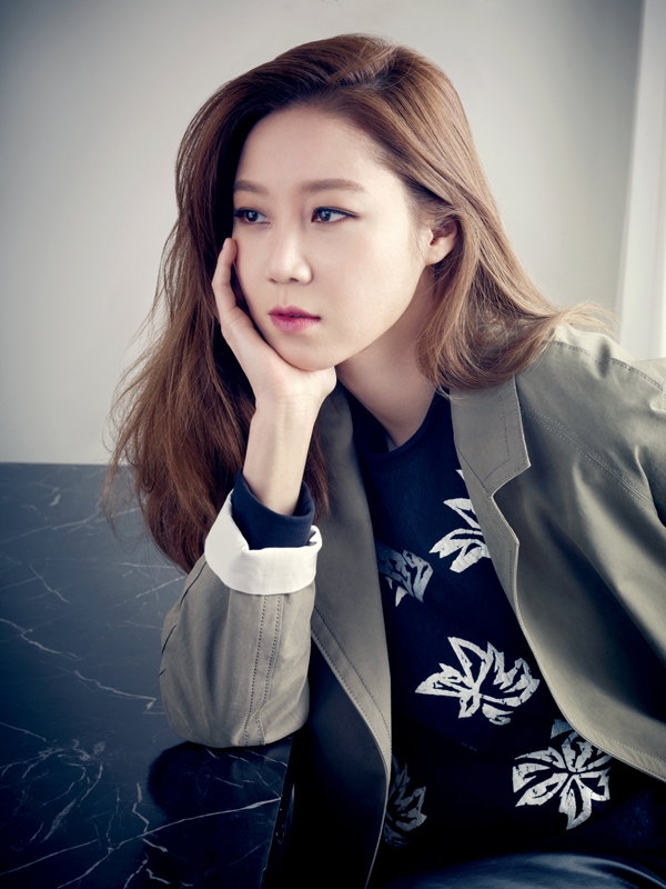 Gong Hyo Jin bị 'ném đá' vì bán hàng kém chất lượng với giá cắt cổ