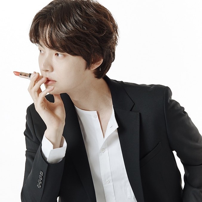 Ahn Jae Hyun bị thương hiệu mỹ phẩm hủy hợp đồng vì lùm xùm ly hôn