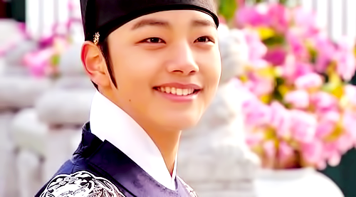 IU - Yeo Jin Goo đã tạo ra những siêu phẩm nào trước 'Hotel Del Luna'?