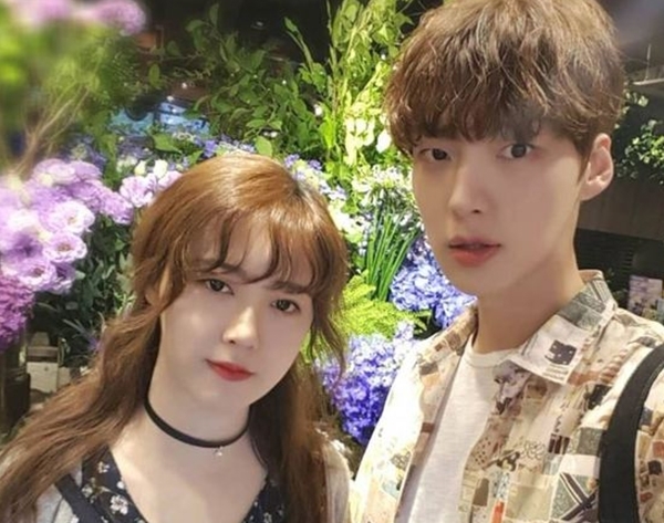 Goo Hye Sun vui mừng thông báo tiểu thuyết mới lọt top 'bestseller'