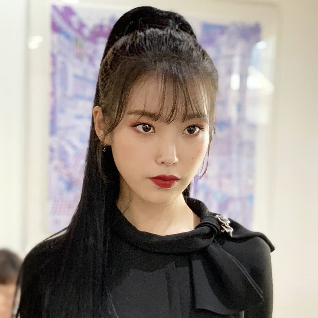 IU nỗ lực hết mình cả trong phim lẫn hậu trường cho 'Hotel Del Luna'
