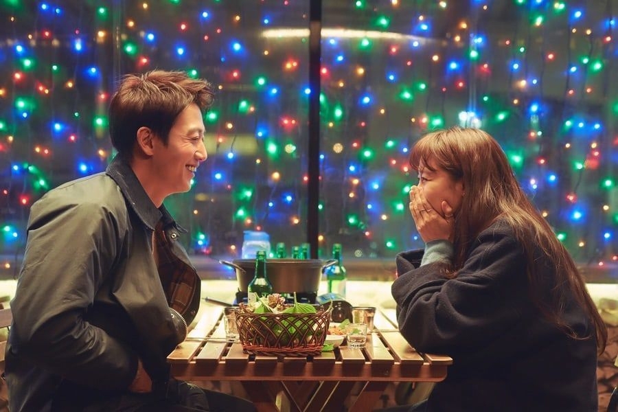Kim Rae Won - Gong Hyo Jin đẹp đôi trong loạt ảnh movie mới