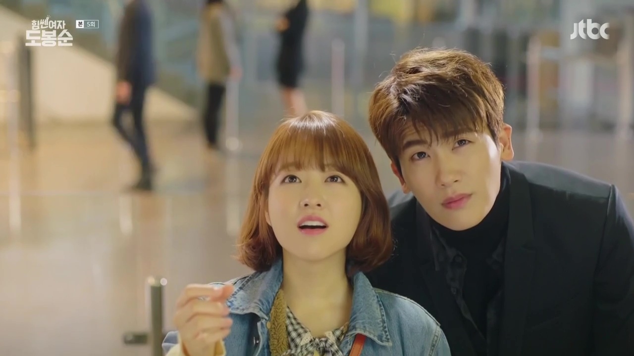 'The Heirs' và loạt phim Hàn hoang đường, làm lố vẫn hot rần rần