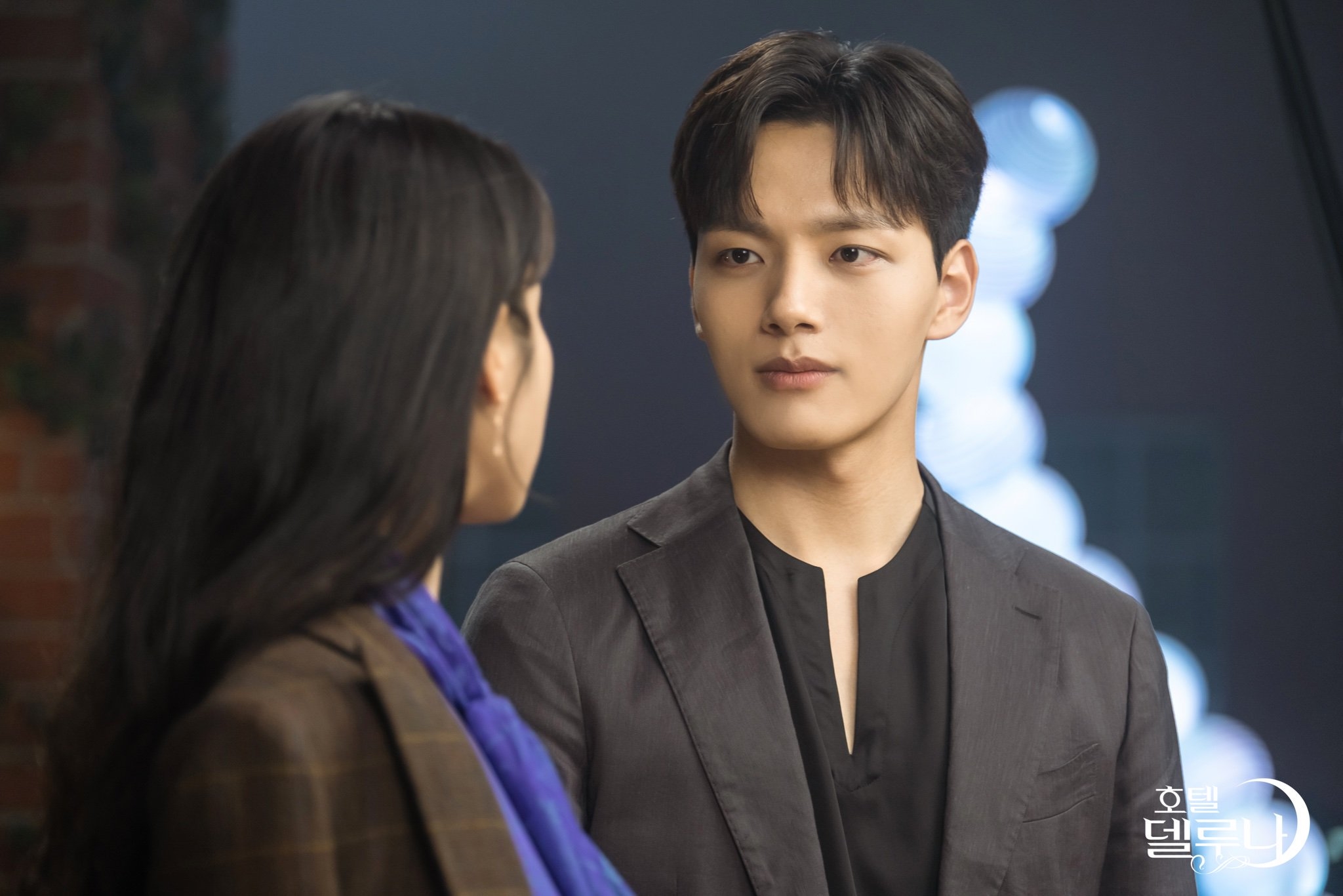 “Hotel Del Luna” kết thúc hoàn hảo với rating chạm mốc 12%
