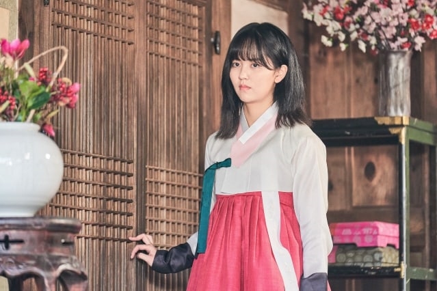 Kim So Hyun tiết lộ tạo hình tóc ngắn mới lạ trong drama cổ trang mới