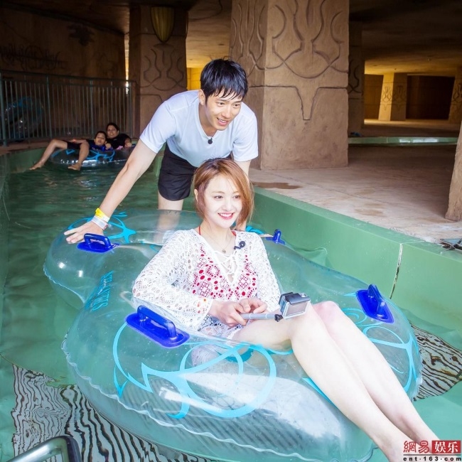 Dương Tử, Mã Tư Thuần... và sao nữ Cbiz hứa giảm cân