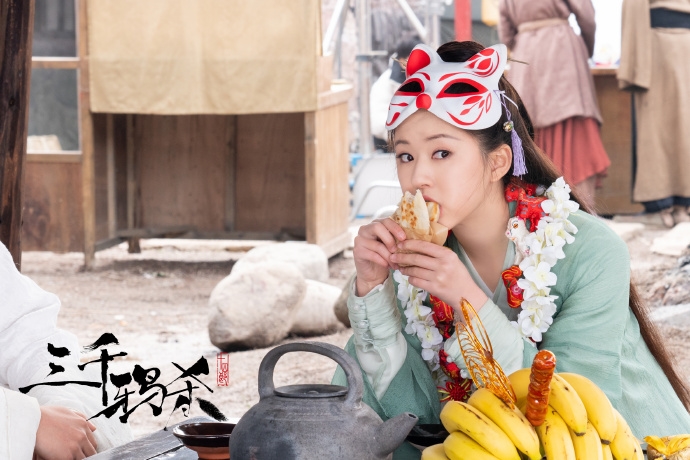 Triệu Lộ Tư hóa 'kim mao sư vương' khiến netizen cười bò
