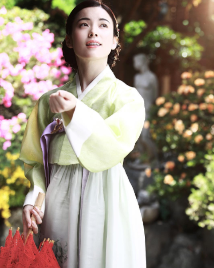Điểm danh 10 nữ thần Hanbok đẹp nhất Hàn Quốc