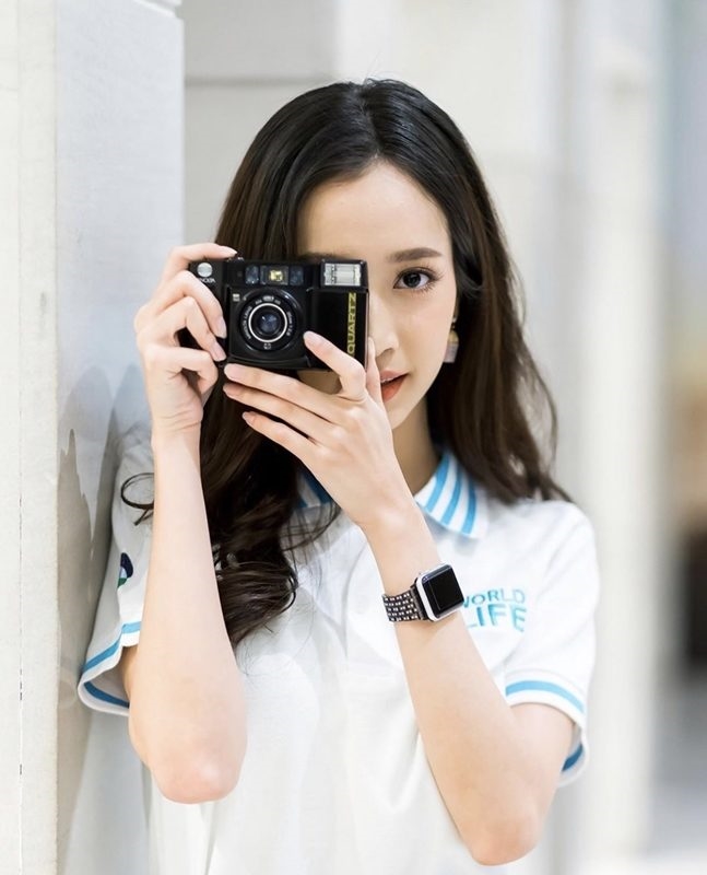 Instagram Bella - Weir - Ching Ching tăng tương tác lớn vì scandal