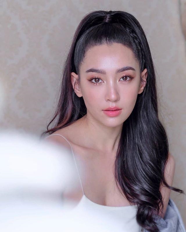 Instagram Bella - Weir - Ching Ching tăng tương tác lớn vì scandal