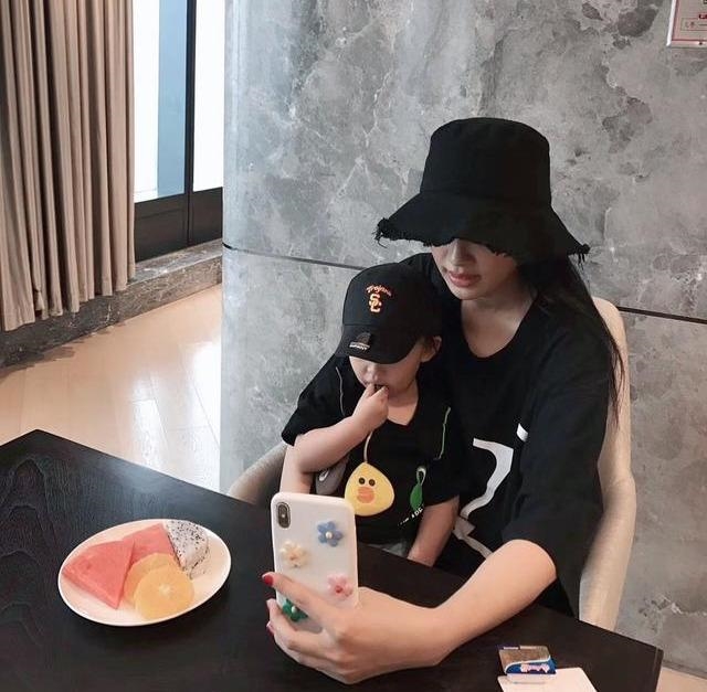 Tôn Di - Đổng Tử Kiện tổ chức tiệc sinh nhật 2 tuổi cho con gái